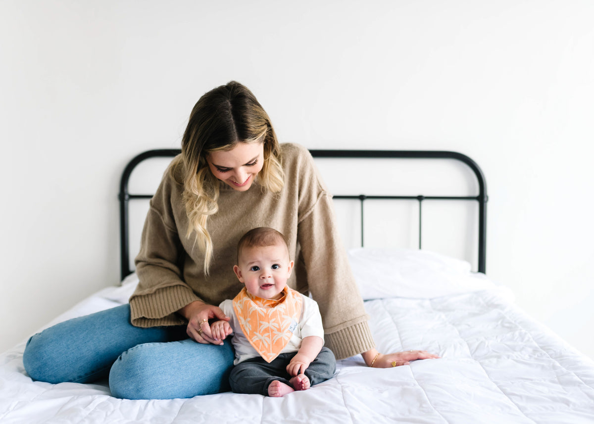 What Age Do Babies Start Using Bibs?